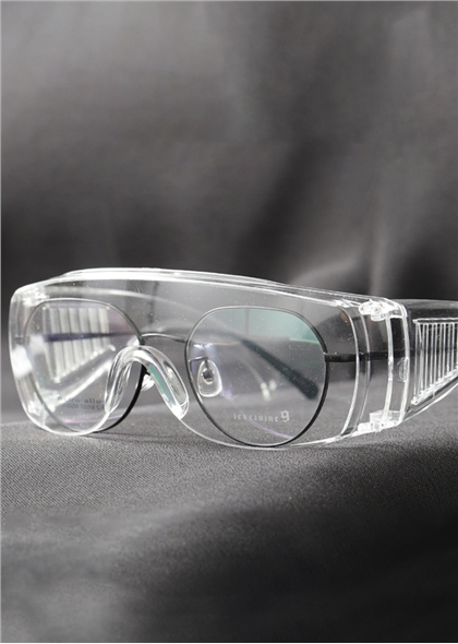 全透明护目镜（内可佩戴框架眼镜）